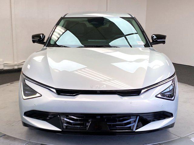 new 2025 Kia EV6 car, priced at $52,015