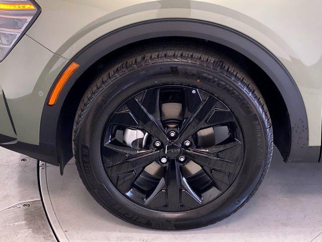 new 2025 Kia Sportage car, priced at $46,020