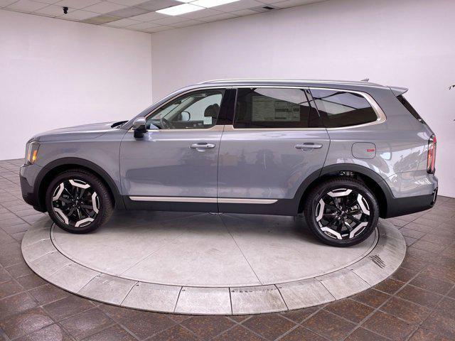 new 2025 Kia Telluride car, priced at $43,820