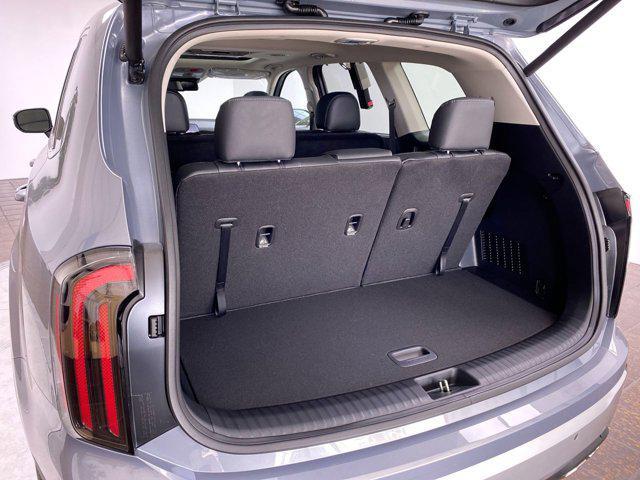 new 2025 Kia Telluride car, priced at $43,820