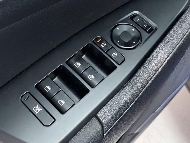 new 2026 Kia Sportage car, priced at $35,740
