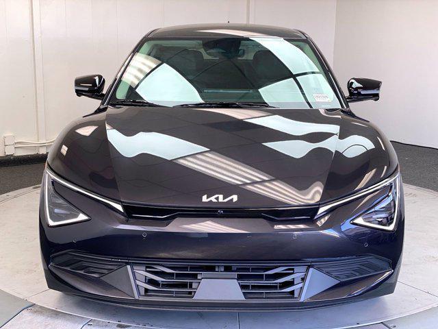 new 2025 Kia EV6 car, priced at $50,040