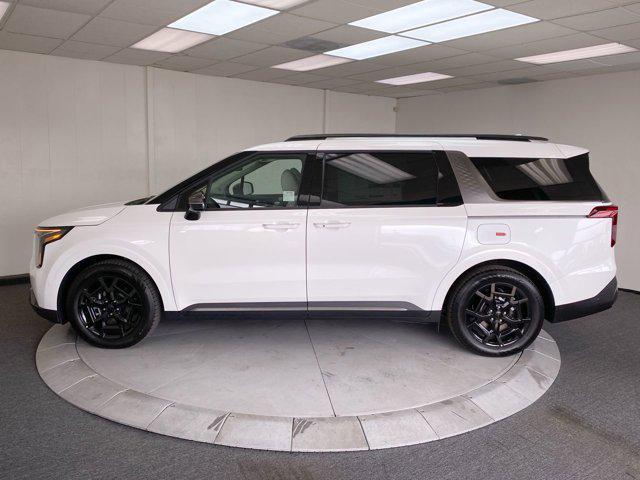 new 2025 Kia Carnival Hybrid car, priced at $57,660