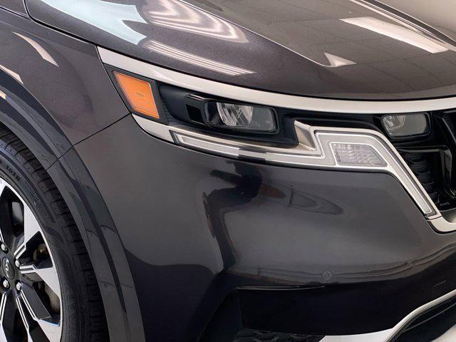 used 2023 Kia Carnival car, priced at $33,988