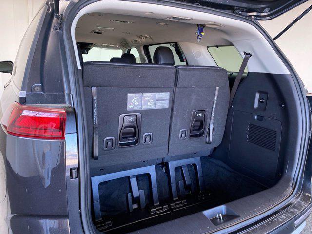 used 2023 Kia Carnival car, priced at $33,988