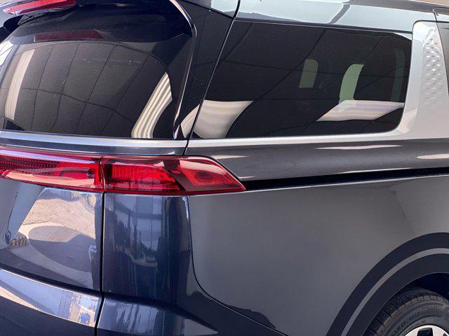 used 2023 Kia Carnival car, priced at $33,988