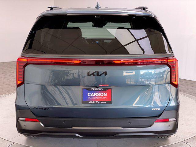 new 2025 Kia Carnival Hybrid car, priced at $54,830