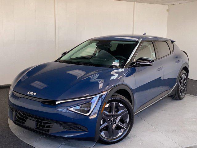 new 2025 Kia EV6 car, priced at $47,915