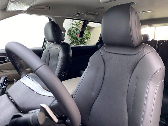 new 2026 Kia Carnival Hybrid car, priced at $45,465