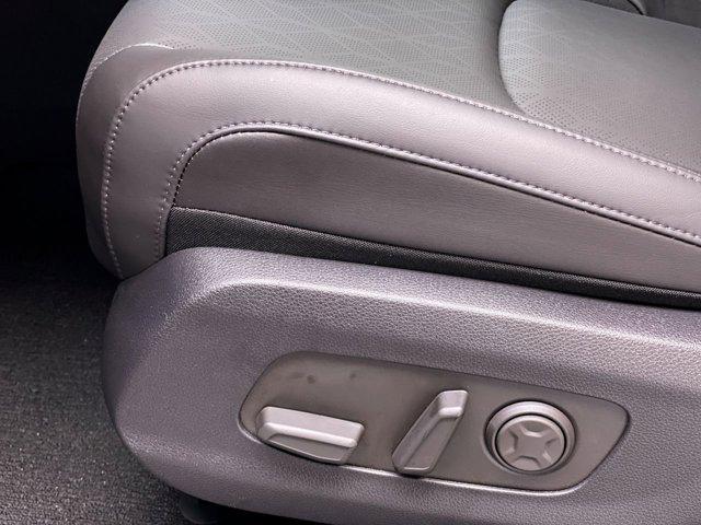 new 2026 Kia Carnival car, priced at $49,285