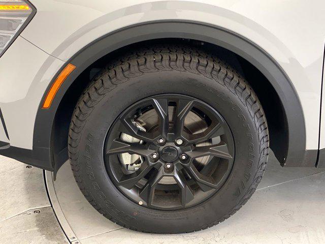 new 2025 Kia Sportage car, priced at $40,255