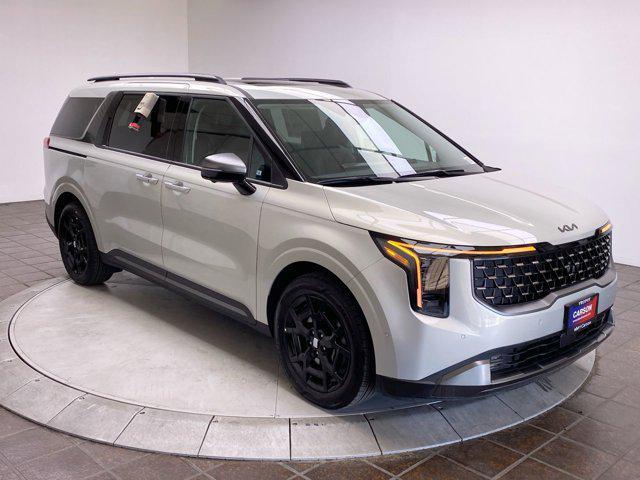 new 2025 Kia Carnival Hybrid car, priced at $52,760