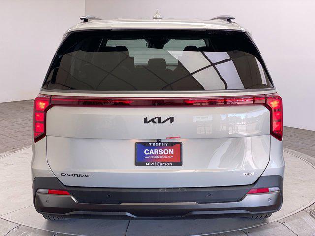 new 2025 Kia Carnival Hybrid car, priced at $52,760
