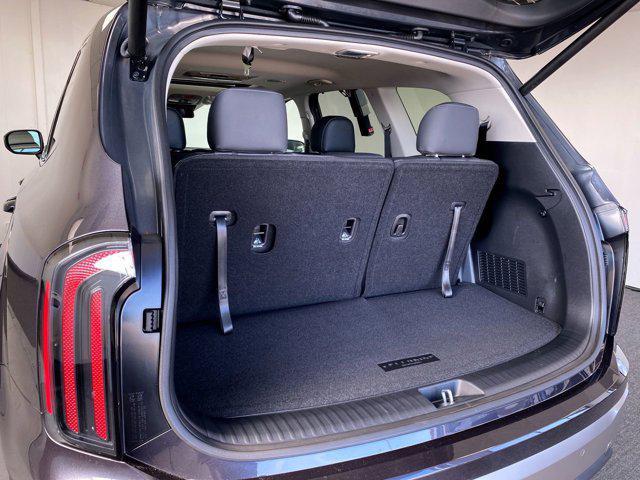 new 2025 Kia Telluride car, priced at $44,125