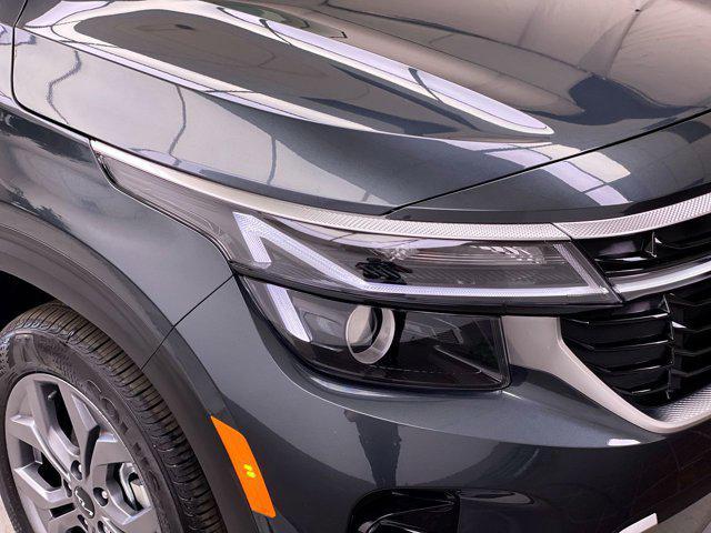 new 2026 Kia Seltos car, priced at $26,975