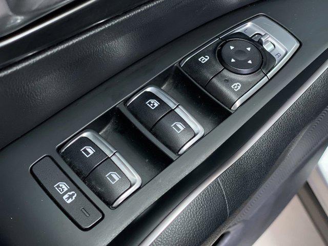 used 2022 Kia Sorento Hybrid car, priced at $19,988