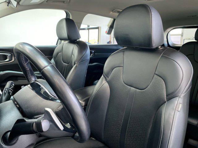 used 2022 Kia Sorento Hybrid car, priced at $19,988