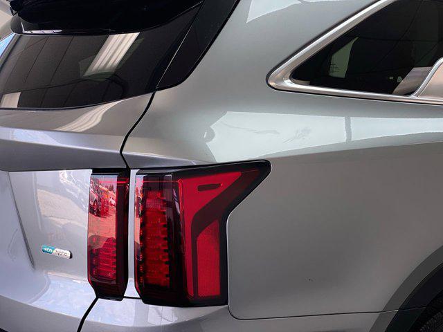 used 2022 Kia Sorento Hybrid car, priced at $19,988