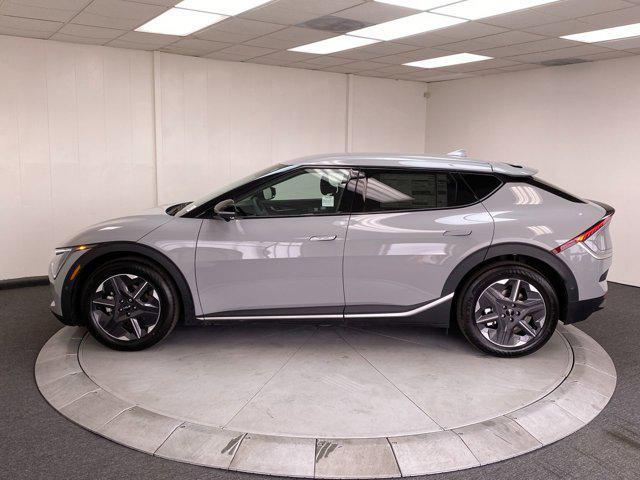 new 2025 Kia EV6 car, priced at $49,915
