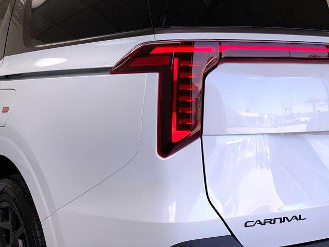 new 2025 Kia Carnival Hybrid car, priced at $57,595