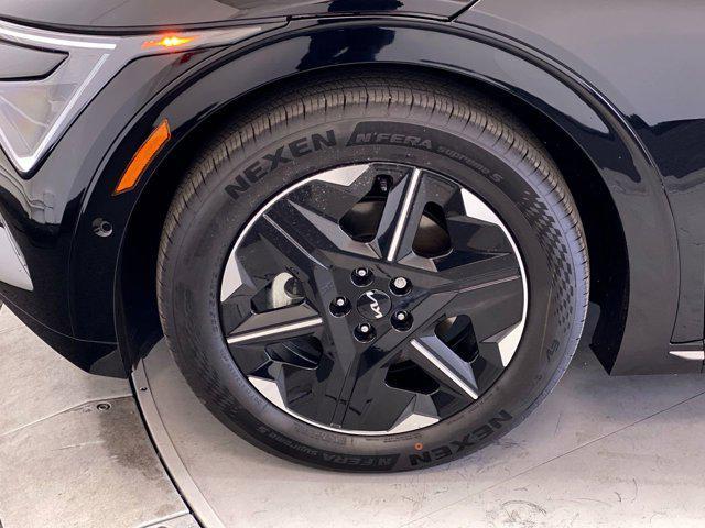 new 2025 Kia EV6 car, priced at $52,475