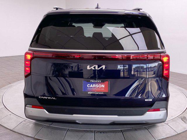 new 2025 Kia Carnival car, priced at $44,360