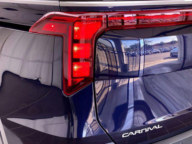 new 2025 Kia Carnival car, priced at $44,360