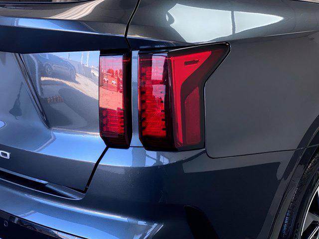used 2022 Kia Sorento car, priced at $26,995