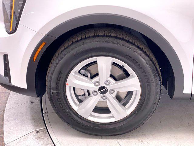 new 2025 Kia Sorento car, priced at $34,125
