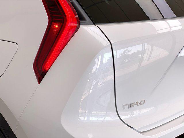 new 2025 Kia Niro car, priced at $37,335