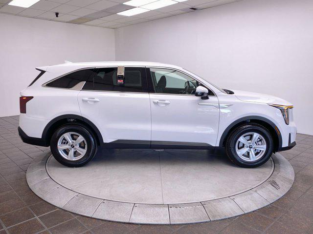 new 2025 Kia Sorento car, priced at $34,085