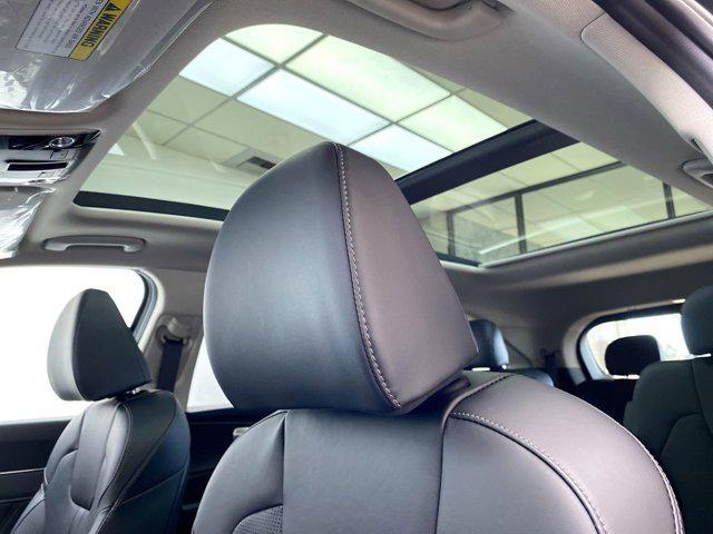 new 2025 Kia Sorento car, priced at $43,330