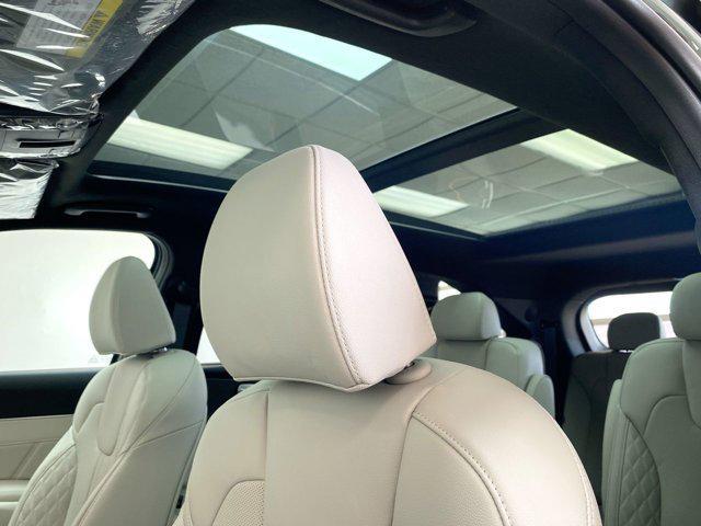 new 2025 Kia Sorento Hybrid car, priced at $48,930