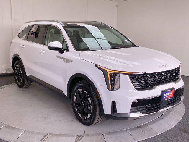 new 2025 Kia Sorento car, priced at $38,525