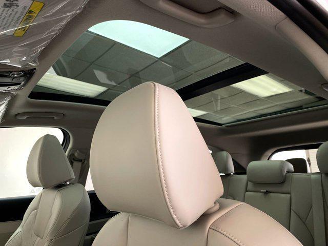 new 2025 Kia Sorento car, priced at $38,525