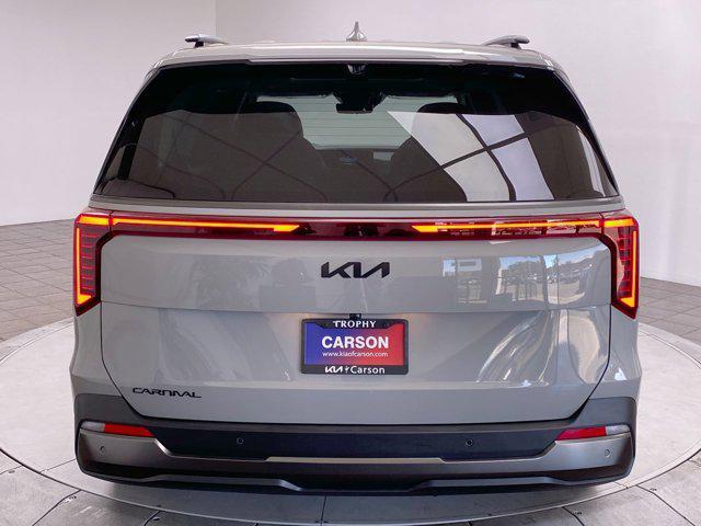 new 2025 Kia Carnival car, priced at $52,755