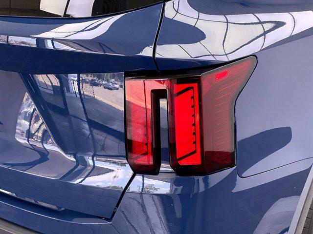 new 2025 Kia Sorento car, priced at $38,325