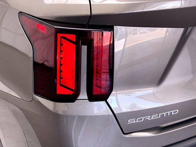 new 2025 Kia Sorento Hybrid car, priced at $39,688