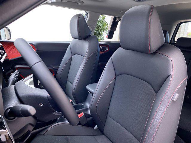 new 2025 Kia Soul car, priced at $25,660