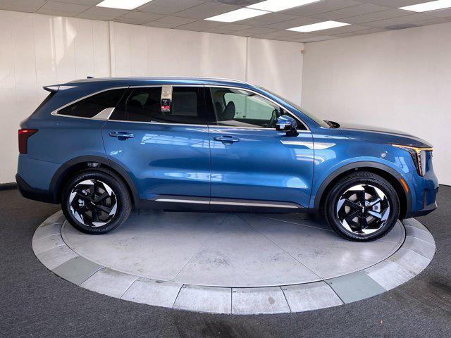 new 2025 Kia Sorento Hybrid car, priced at $42,365