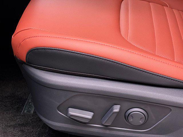 new 2025 Kia Sportage Hybrid car, priced at $39,755