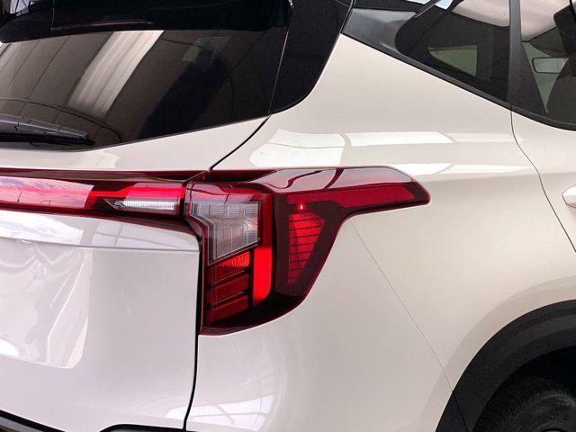 new 2026 Kia Seltos car, priced at $27,570