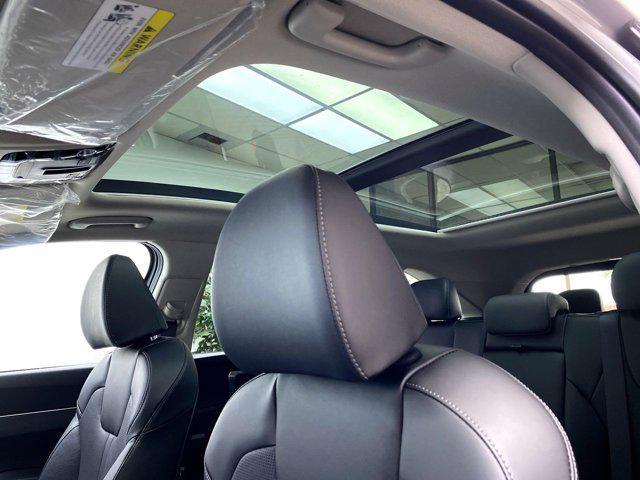 new 2025 Kia Sorento car, priced at $38,325