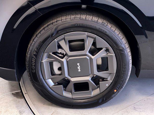new 2026 Kia Carnival Hybrid car, priced at $45,385