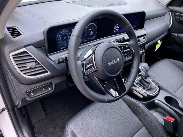 new 2025 Kia Seltos car, priced at $28,170