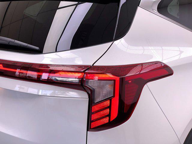 new 2025 Kia Seltos car, priced at $28,170