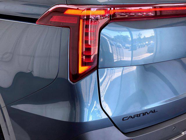 new 2025 Kia Carnival car, priced at $54,755