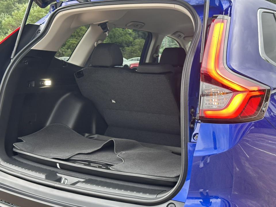 used 2025 Honda CR-V car, priced at $31,000