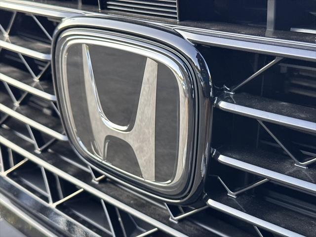 new 2025 Honda Accord Hybrid car, priced at $34,274