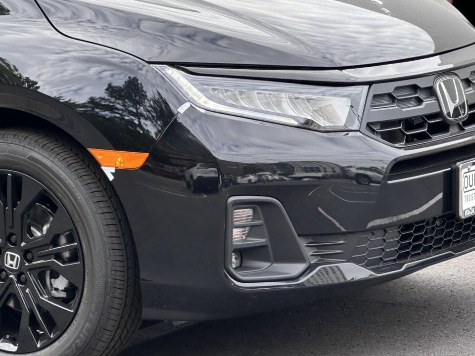new 2026 Honda Odyssey car, priced at $42,625